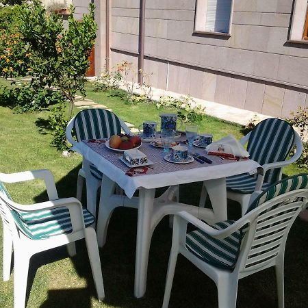Bed and Breakfast Sa Mariposa Ittiri Екстер'єр фото